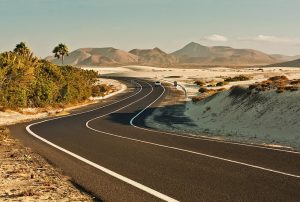 投稿についてもっと詳しく Desert Road